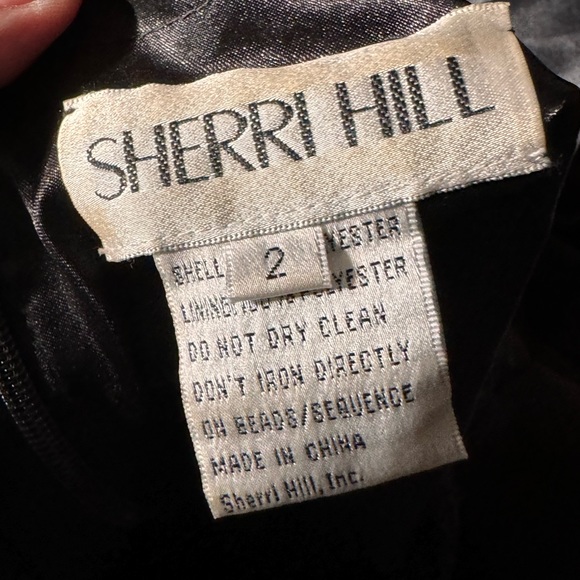 Sherri Hill Prom Dress - Picture 6 of 8